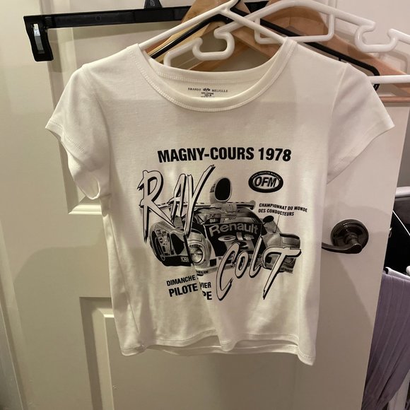 brandy melville hailie top magny crop t shirt white graphic tee - Picture 4 of 9